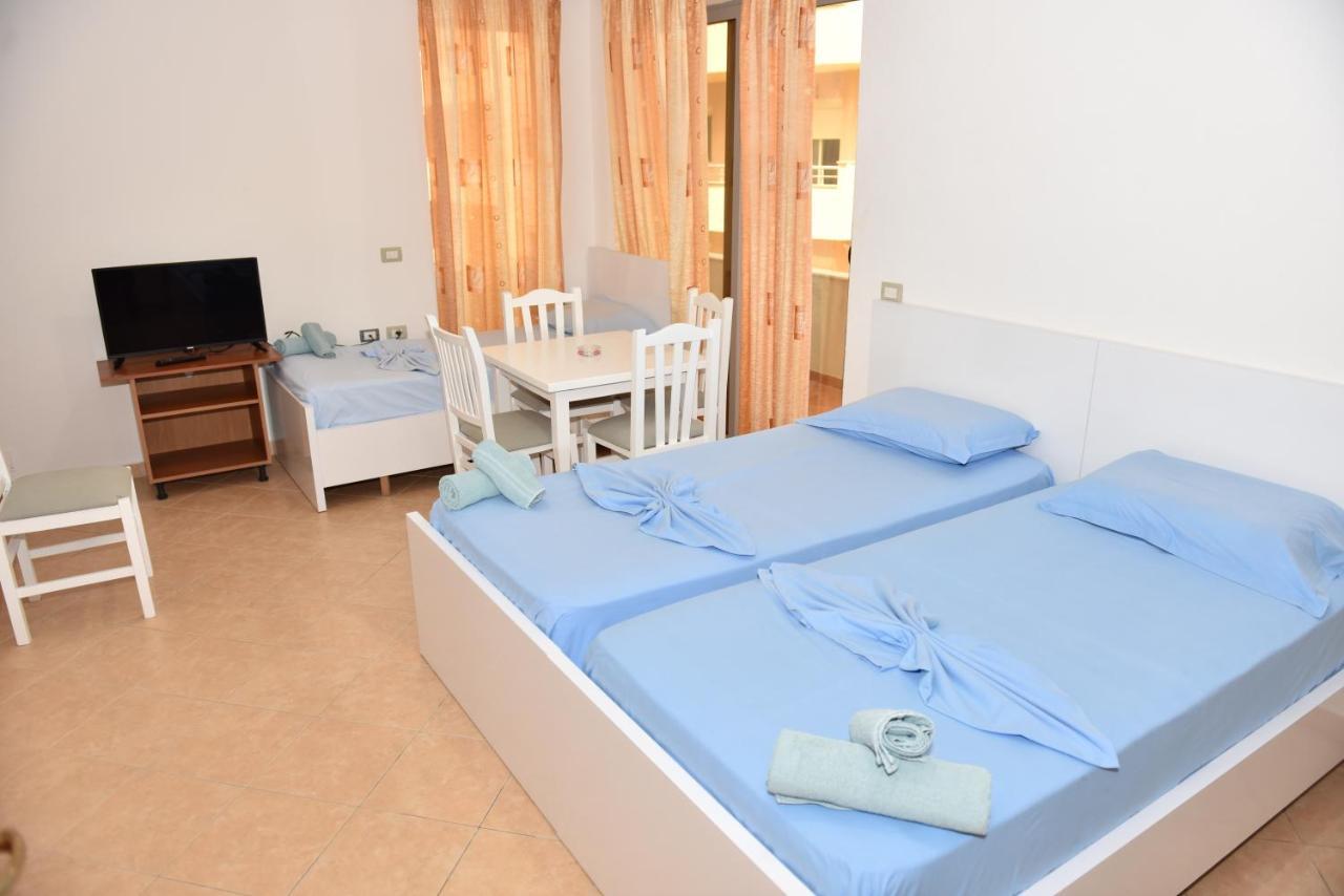 Vila Namiku Hotel Durrës Kültér fotó