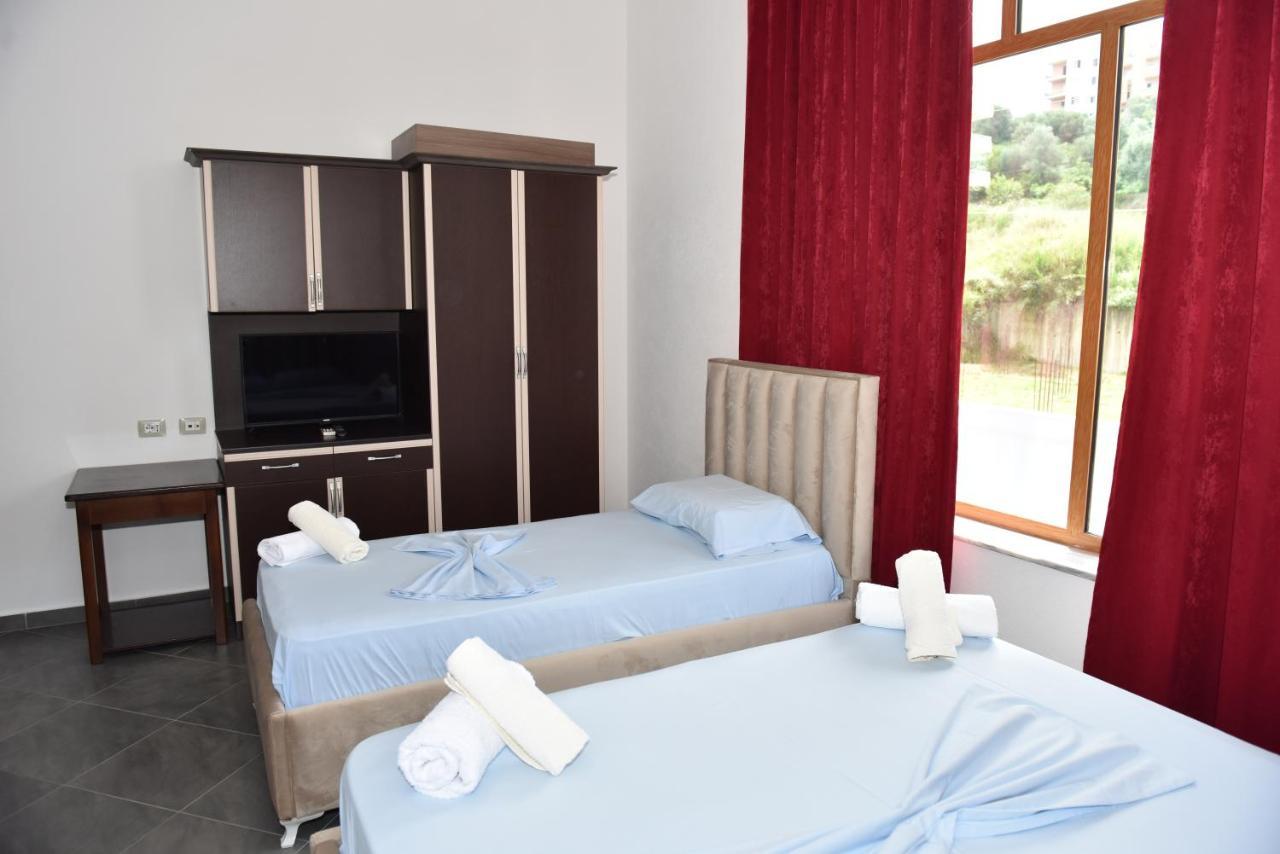 Vila Namiku Hotel Durrës Kültér fotó